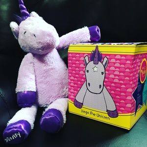 Meet your Posher, Cassie